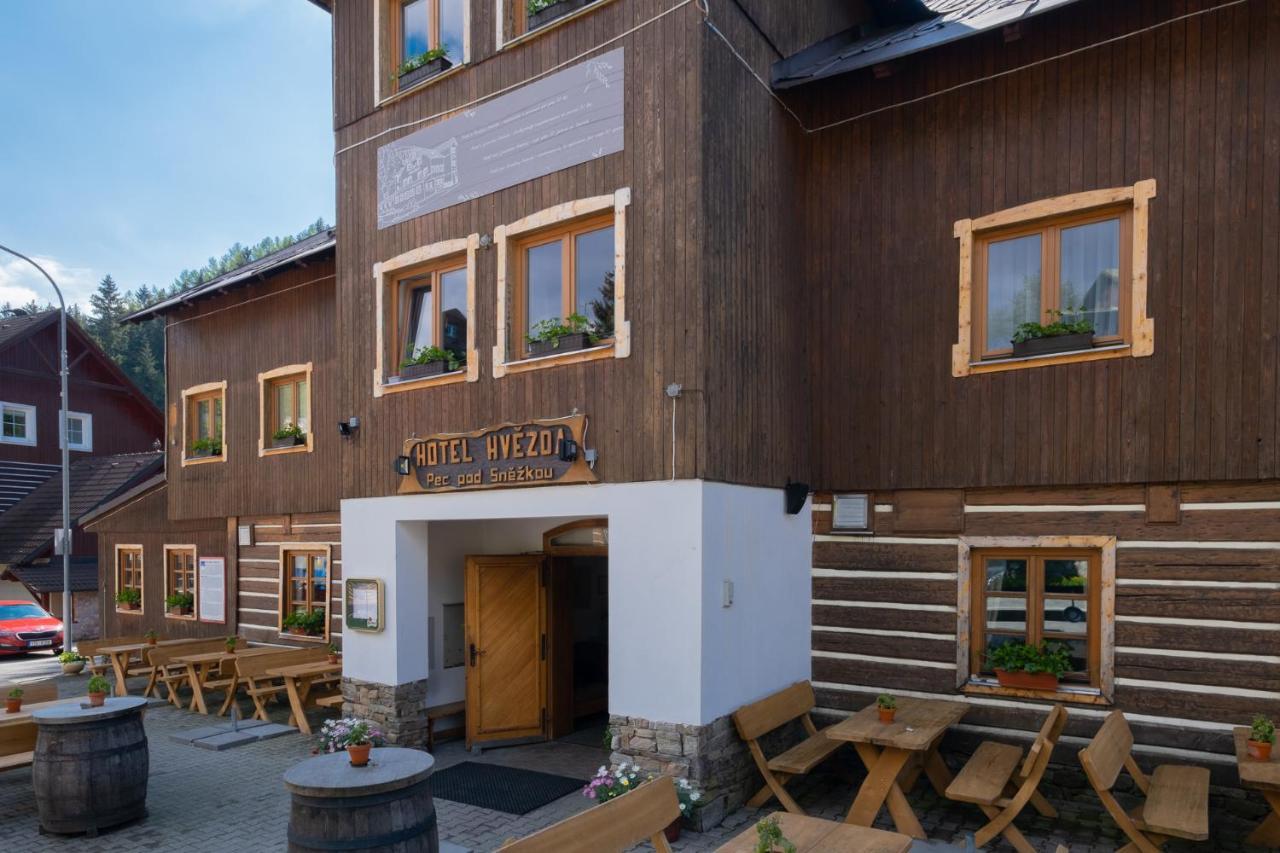 Hotel Hvezda Pec pod Sněžkou Eksteriør billede