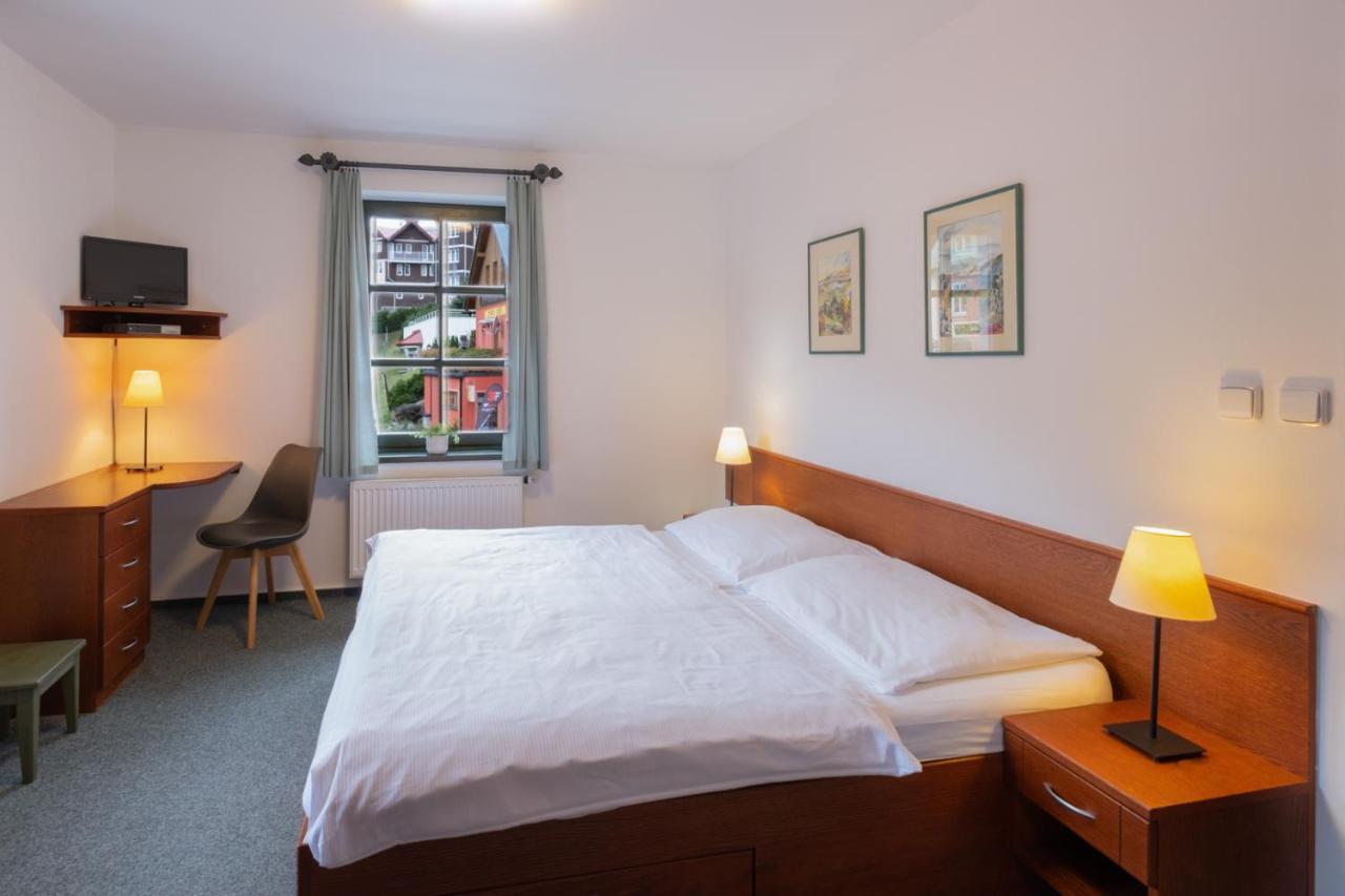 Hotel Hvezda Pec pod Sněžkou Eksteriør billede