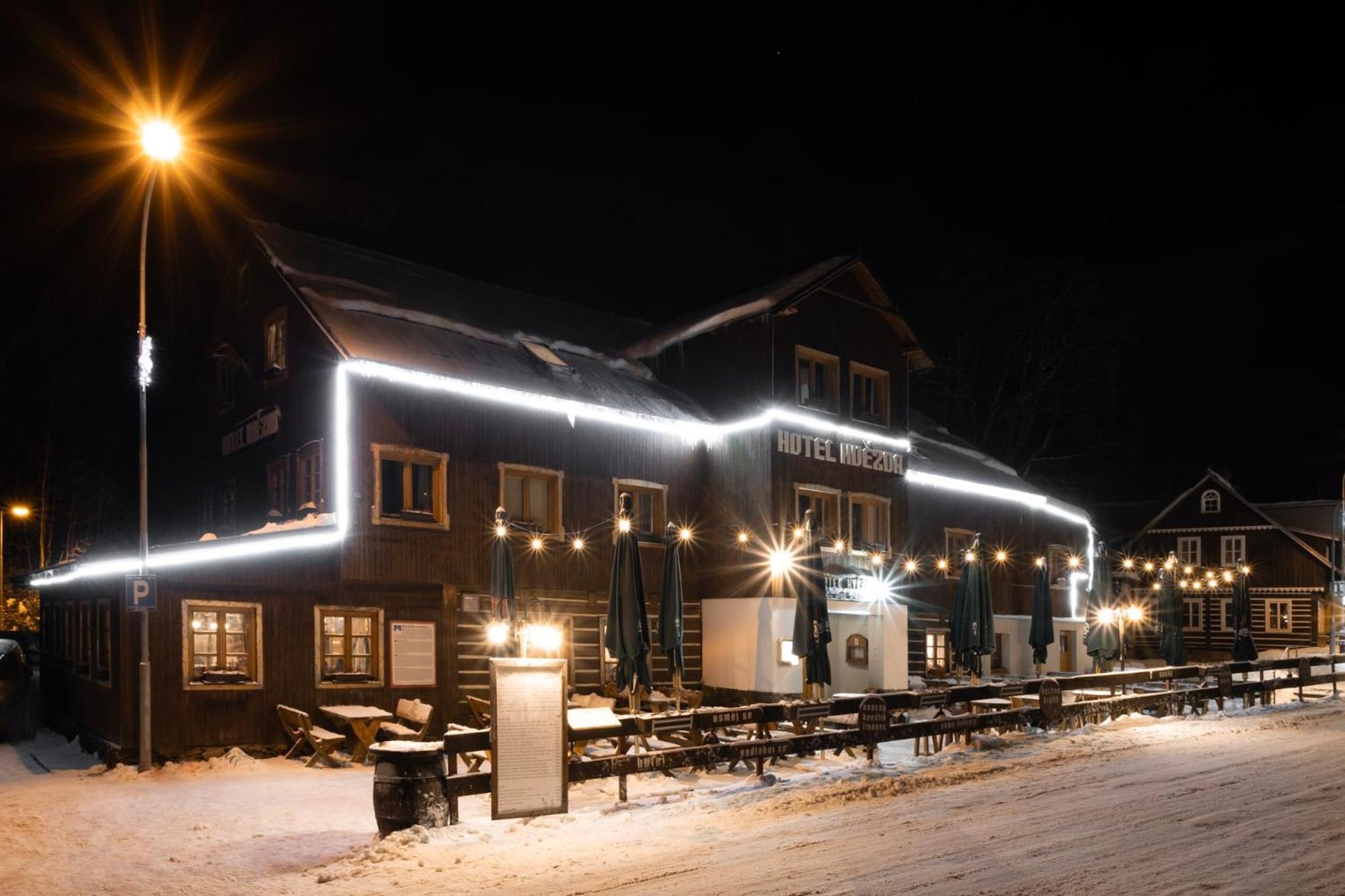 Hotel Hvezda Pec pod Sněžkou Eksteriør billede