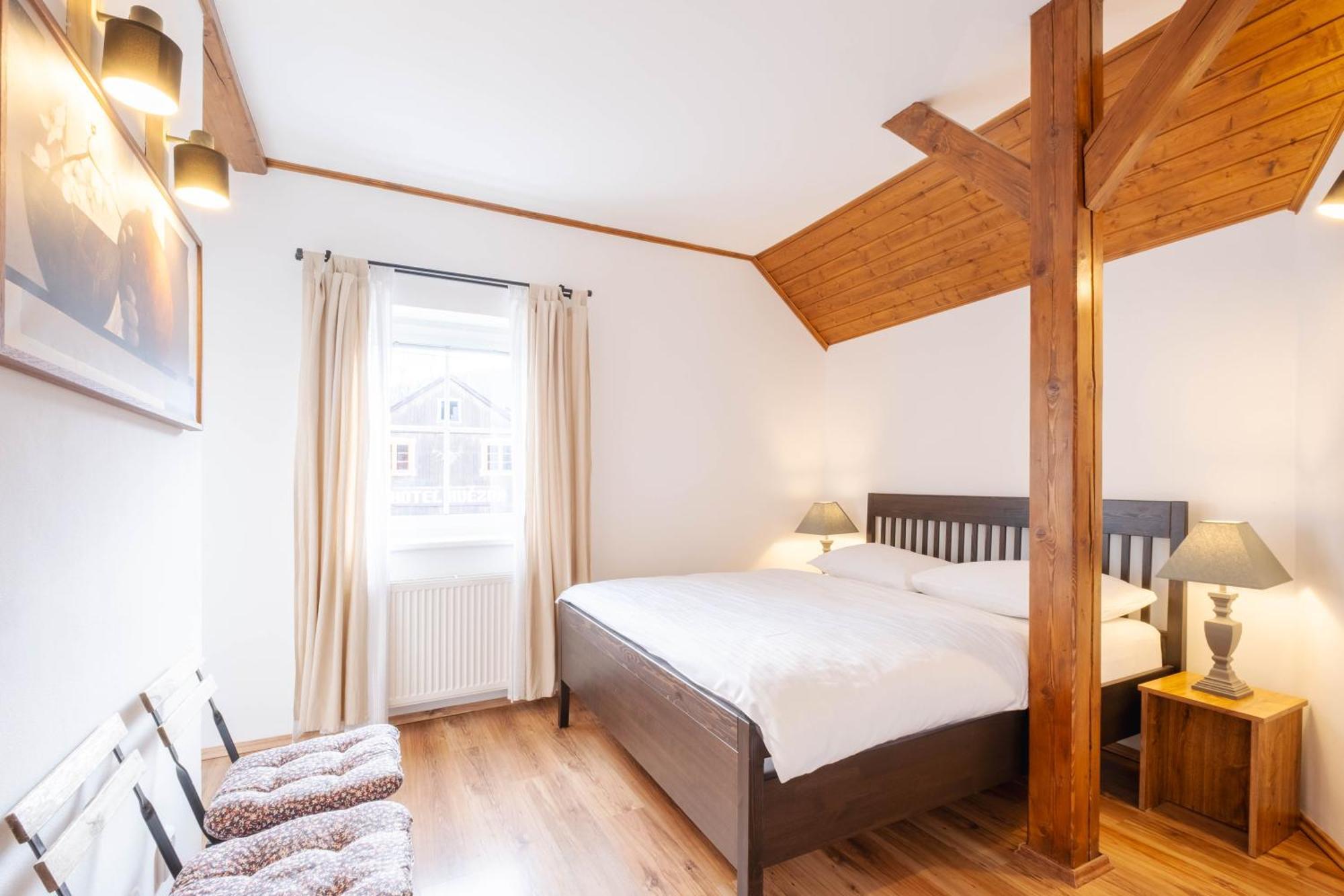 Hotel Hvezda Pec pod Sněžkou Eksteriør billede
